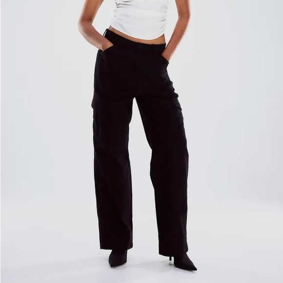 H&M Black Twill Utility Cargo Pants - size 10 - Picture 4 of 6